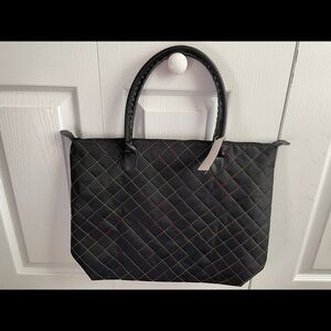 3/30$ QUILTED SHOPPER , TOTE BAG